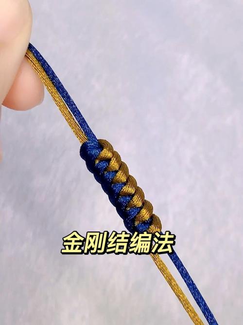 旧毛巾制作宠物牵引绳：金刚结编织加固法​
