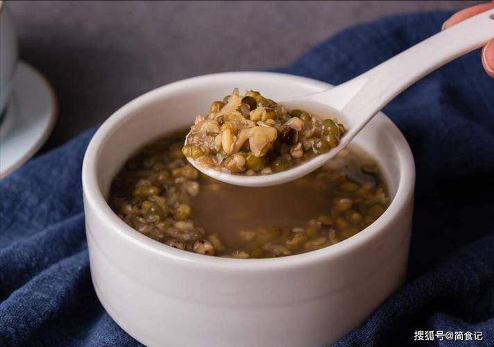 煮绿豆汤变红？教你3招煮出碧绿汤色