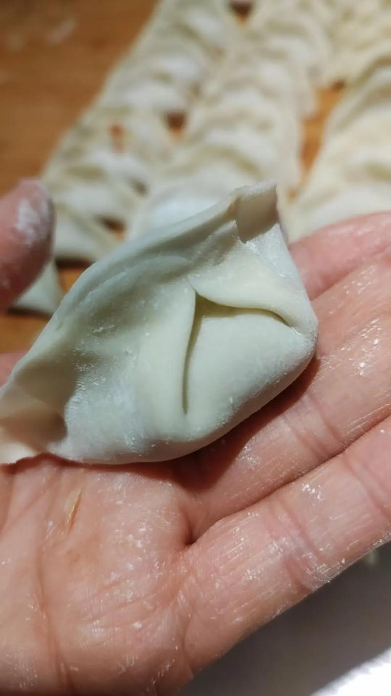 煮饺子浮起后还要煮多久？