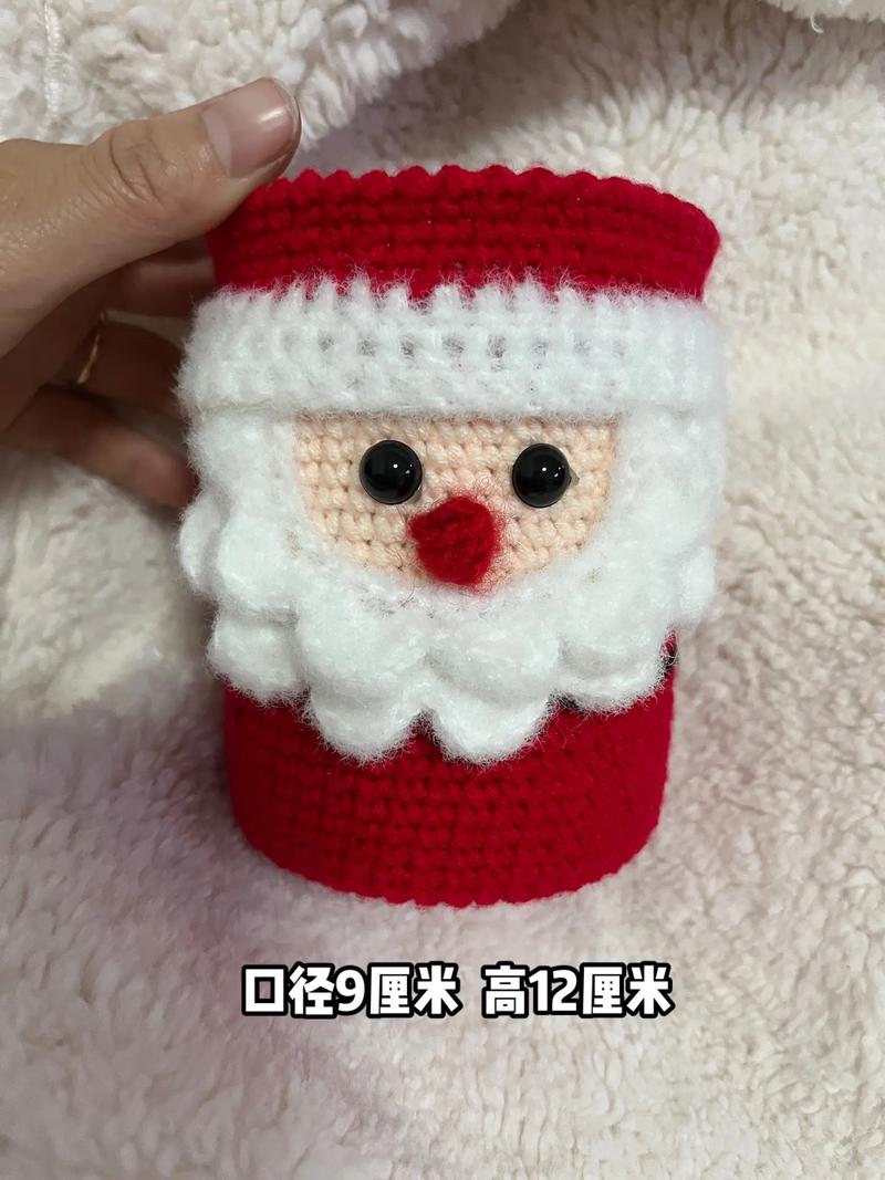 饼干盒改造！制作文具笔筒
