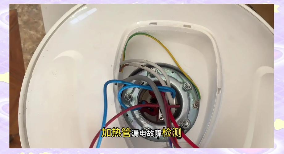 蒸烤箱湿度不足？检查「水箱水位」